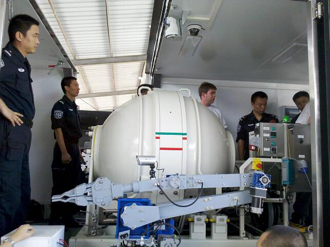 我司向深圳大运会安保项目供应核生化脏弹车系统并培训